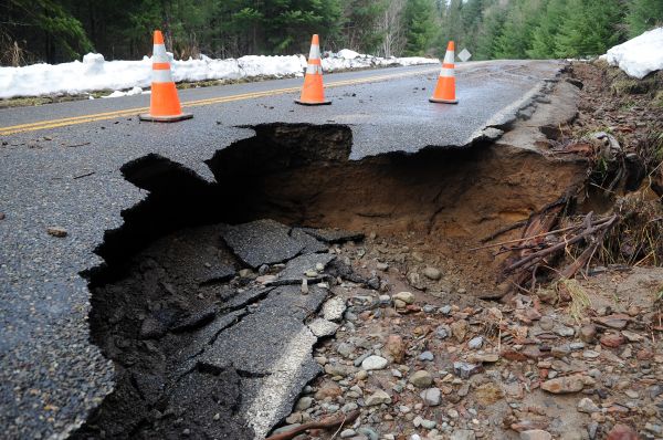 Sinkhole Filling in Sparks